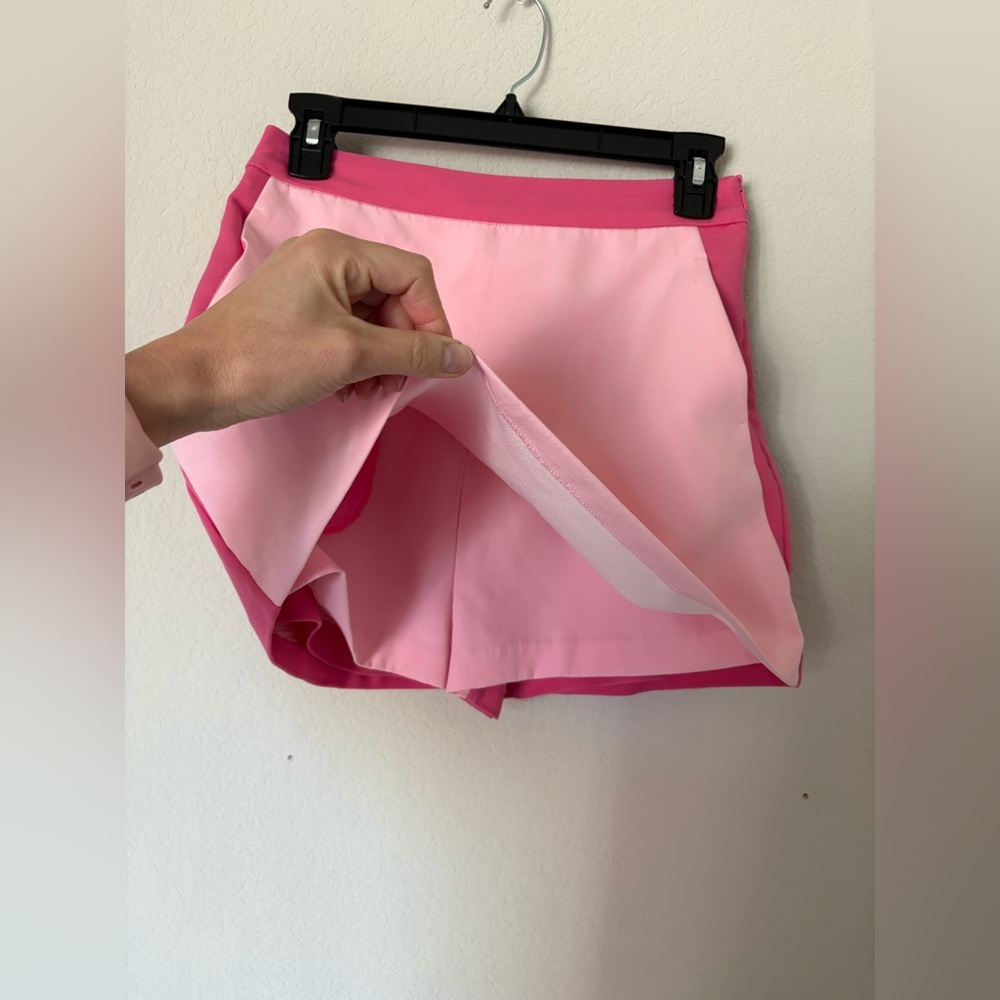 English Factory Pink ColorBlock High Rise Skort - Picture 3 of 11